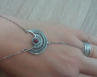 Armenian Silver Sterling Ring Bracelet Crown, Bracelet Hand Chain, Hand Harness, Slave Bracelet, Ethnic Ring Chain Bracelet, Gift for Her