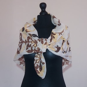 Cachecol de seda feito à mão, cachecol de seda armênio, cachecol de seda Batik, cachecol de seda com alfabeto armênio, presente para ela, letras de pássaros armênios