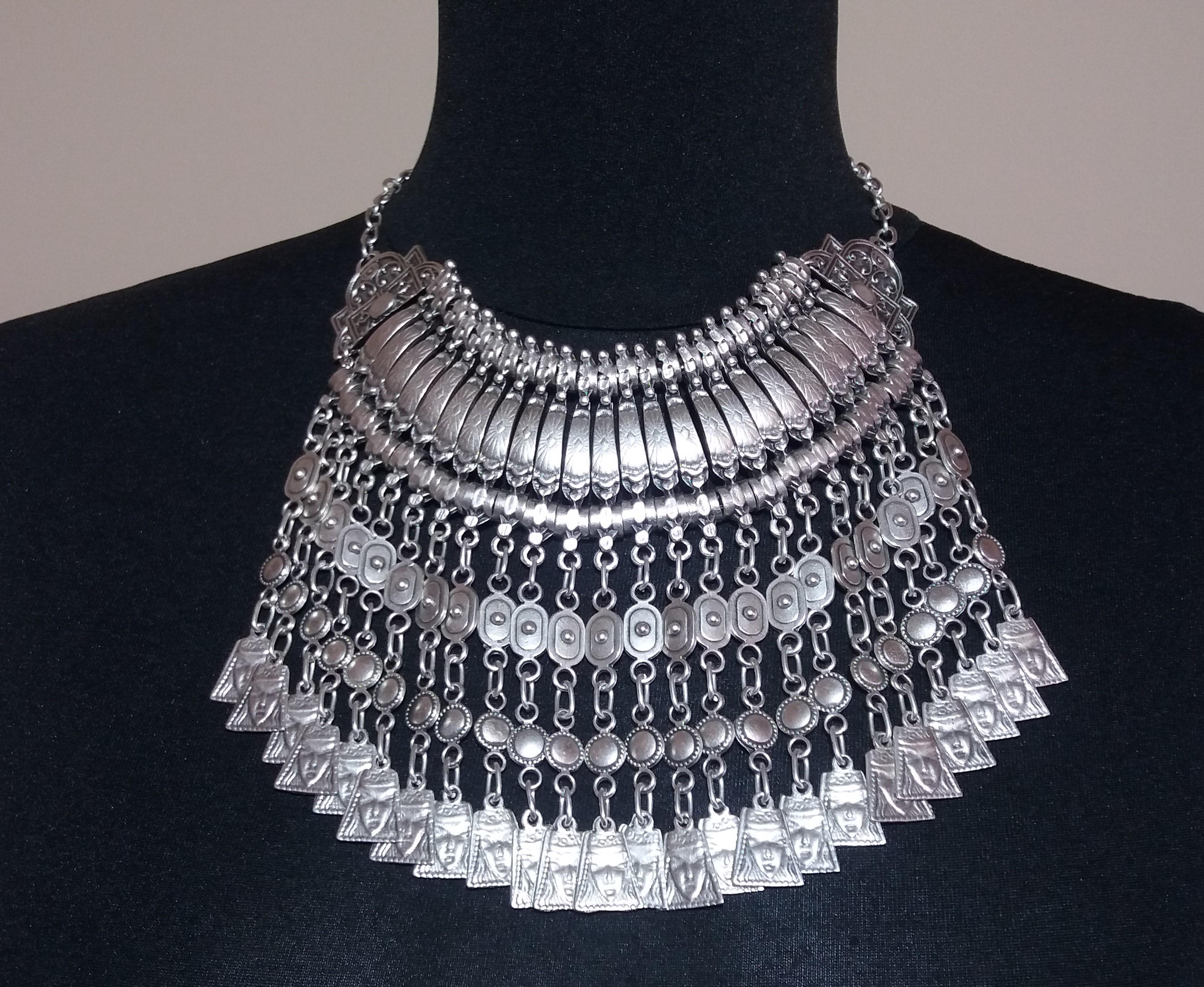 Collier Anahit "Sun Drop Coin" à Pétroglyphes - Bijou Ethnique Arménien - Argenté