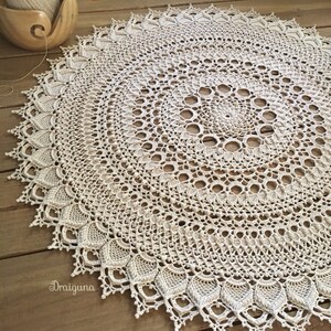 Oculus of Stars Crochet Doily Pattern, PDF Digital Download image 2