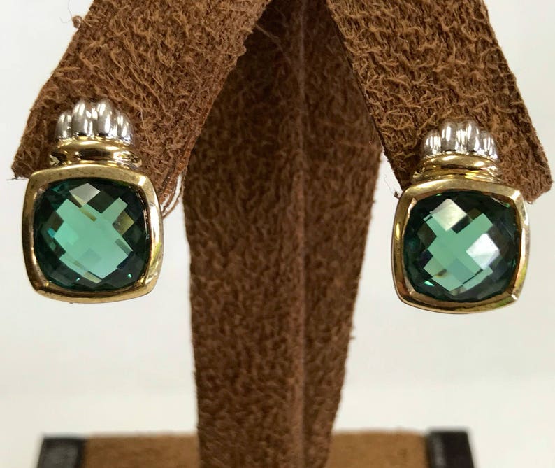 Designer Sterling Silver 925 /& 18kt 750 Two Tone Cable Bezel Set Green Stone Stud Post Style Earrings