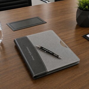 Personalized Black Blocknote and Pen Set / Custom Name Engraved