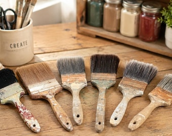 Vintage Wood Handled Paint Brush Set of 6: Rustic Artist Decor