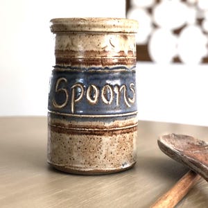 Vintage Kitchen Utensil Holder For Countertop, Rustic Crock Pottery Cooking Spoon Holder, Modern Farmhouse Kitchen