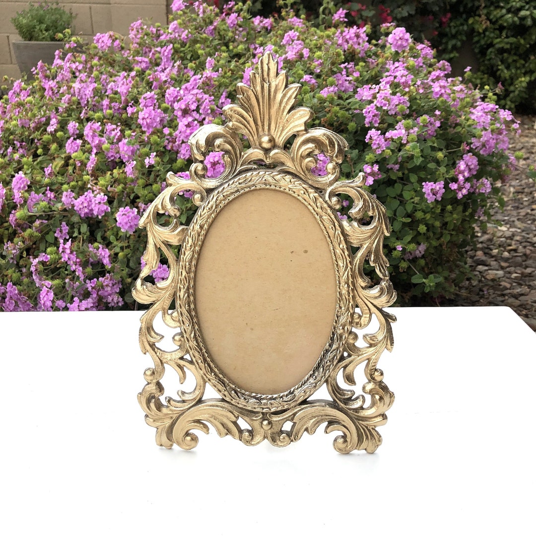 Vintage Ornate Gold Picture Frame 5x7, Antique Metal Oval Photo Frame