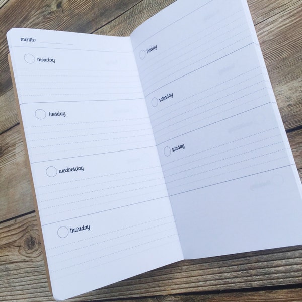 HORIZONTAL WEEKLY Traveler's Notebook Insert  WO2P  - Choose from 23 colors and 8 sizes
