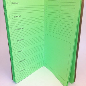 WEEKLY Traveler&#39;s Notebook Insert  WO1P  - Choose from 23 colors and 8 sizes