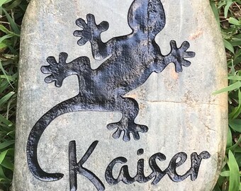 Personalized Pet Memorial Stone,  7”/8”, Engraved, Burial Grave Marker, Lizard, Gecko, Retile, Silhouette, FREE SHIPPIING