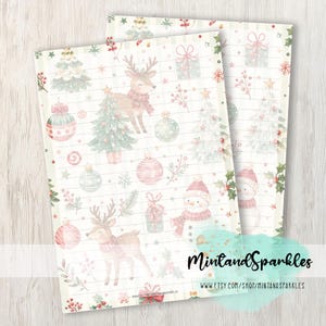 Op de afbeelding: Twee vellen gelinieerd briefpapier met een herhalend kerstpatroon van rendieren, sneeuwpoppen, versierde kerstbomen, cadeautjes en kerstballen in zachte pasteltinten. De tekst MintandSparkles is in zwarte schrijfletters gedrukt.