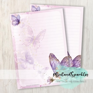 Fogli di carta per lettere con farfalle viola