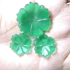 3 Pcs Set New Arrival Beautiful Natural Green Onyx Hand Carved Flower Shaped Loose Gemstone Size 25 - 18 MM