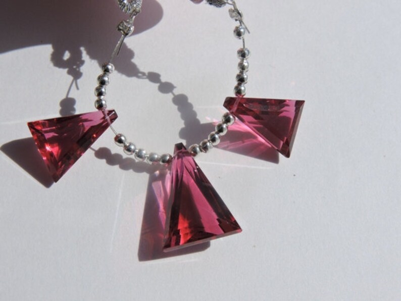 Summer Sale 25/% OFF 3 Pcs Rubelite Hot Pink Quartz Faceted Fancy Briolette Size 16*11-19*14 MM