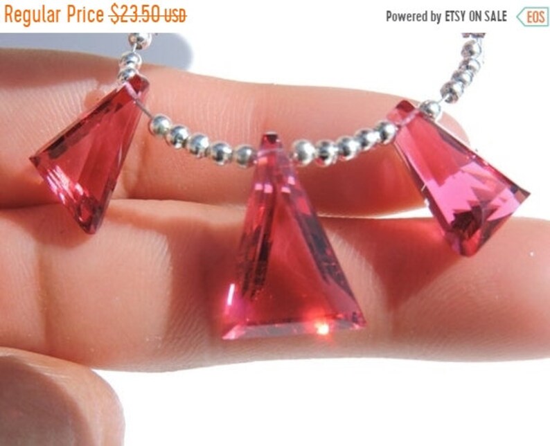 Summer Sale 25/% OFF 3 Pcs Rubelite Hot Pink Quartz Faceted Fancy Briolette Size 16*11-19*14 MM