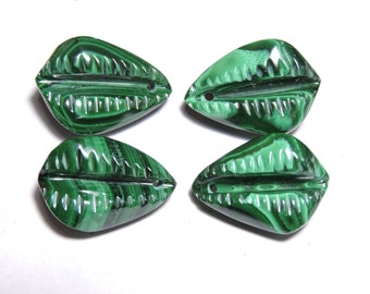 4 Pieces Natural Malachite Cowrie / Carved Malachite Made Cowrie / Malachite Jewellery / Loose Gemstone / Size 20X14 MM