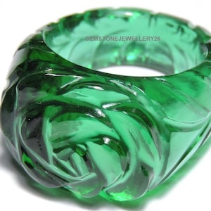 1 Piece Emerald Green Quartz Carved Rose Flower Ring / Flower Shaped Top / Carved Ring / Gemstone Ring / Gift