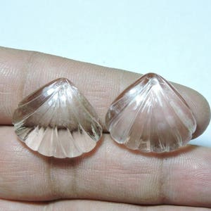 2 Pieces Very Beautiful Natural Rock Crystal Quartz Hand Carved Shell Shaped Loose Gemstone Size 24X21 MM