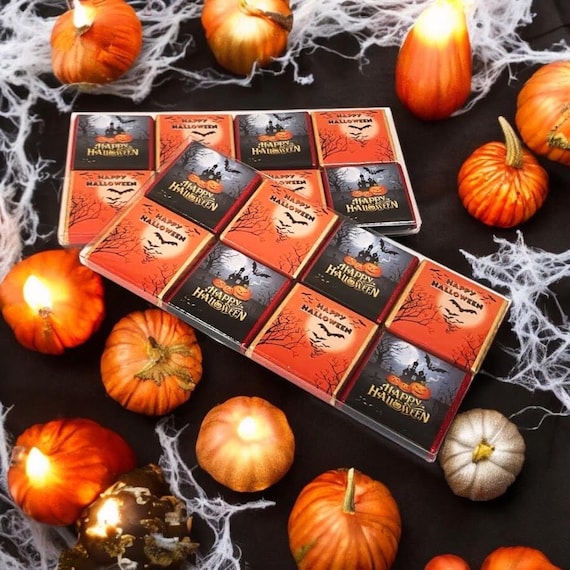 8 x Halloween Chocolates - Chocolates in a plastic acetate sleeve