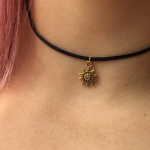 Sun choker necklace gold / silver sunflower 90s choker necklace on black cord