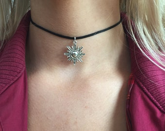 Collana girocollo Sunshine su cordino nero Girocollo anni '90