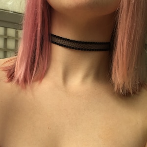 Black Lace Ribbon Choker - Simple and Striking