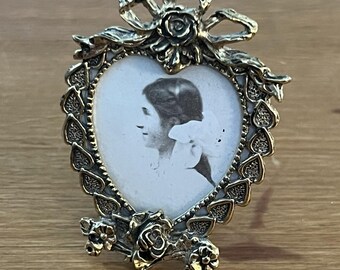Vintage Brass Heart Mini Picture Frame Rose Bow Easel Back Decor Grandma Vanity