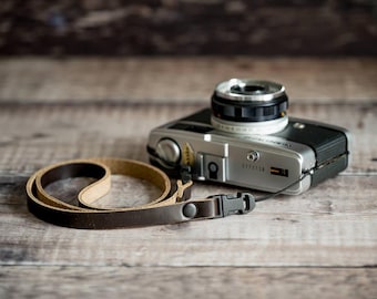 Leather Camera Neck Strap | Ricoh GR | Fujifilm X100VI | Horween | Slim | Handmade UK