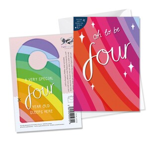 Carte d'anniversaire de bébé aux couleurs de l'arc-en-ciel de quatre ans avec une activité créative découpée