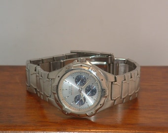 Pre-Owned Men’s Guess Waterpro Chronograph Analog Sports Watch