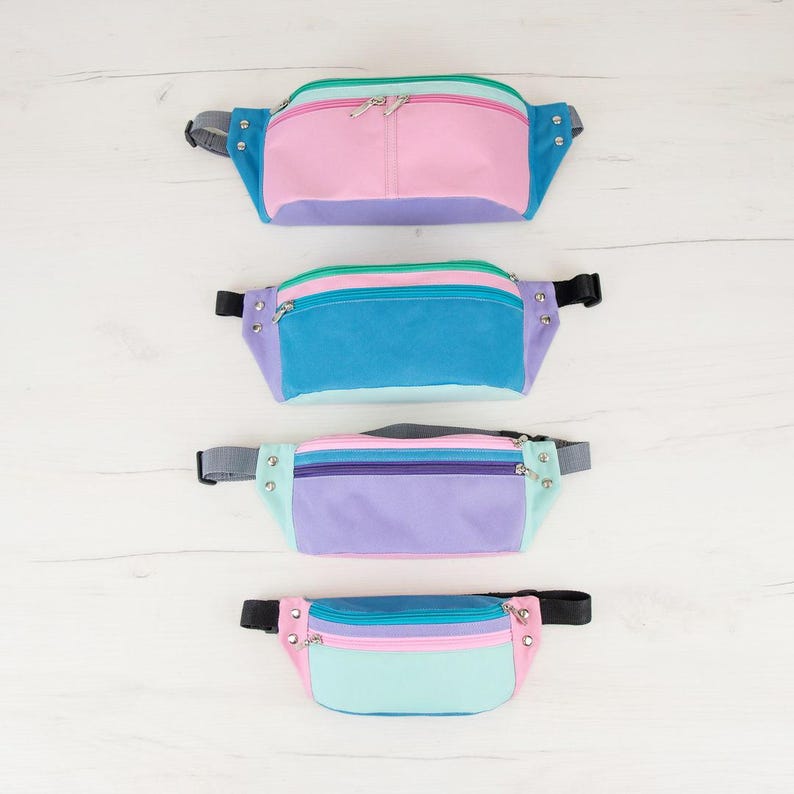 Fanny pack pattern available in four sizes