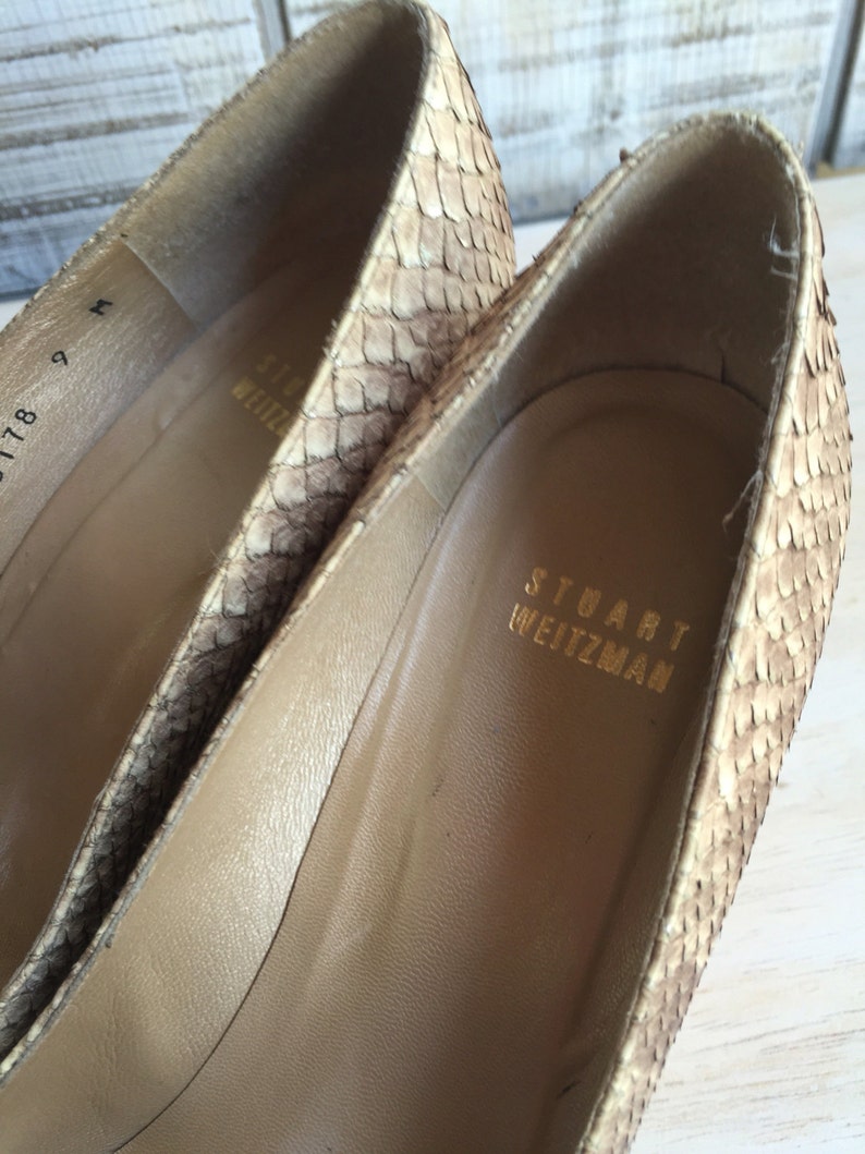 stuart weitzman nude wedge