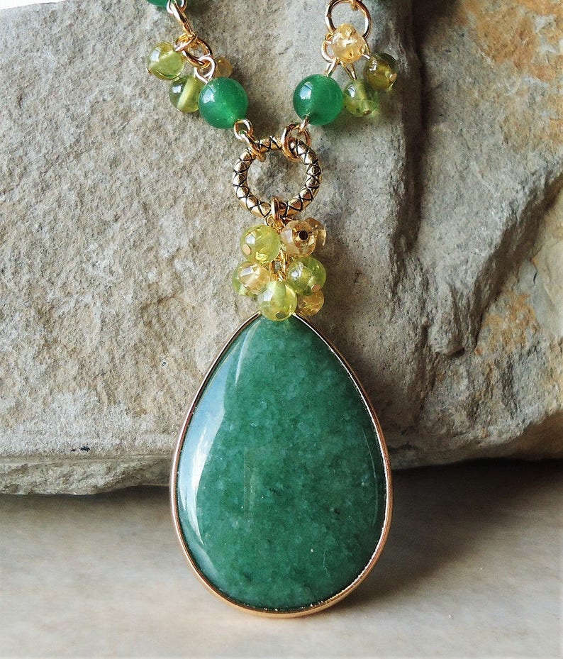 Emerald Green Jade Cluster Necklace.Multi | Etsy