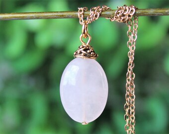 Rose Quartz Gemstone Pendant Necklace.Gold.Chain.Pink.Statement.Dainty.Bridal.Bridesmaid.Bohemian.Layering.Rose.Blush.Small.Gift.Handmade.
