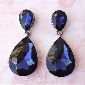 what color earrings with navy blue dress Earrings for Navy Blue Dress