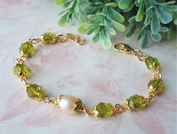 Green Peridot Gemstone Freshwater Pearl Bracelet: Bridal Statement  Jewelry, Gift, Handmade