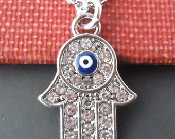 Collana in argento 925 con madonna miracolosa e zirconi bianchi – B.A.T Collana in argento 925 con madonna miracolosa e zirconi bianchi – B.A.T
