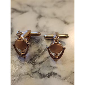 Vintage Hickok USA Gold Tone Articulated Door Knocker Cufflinks
