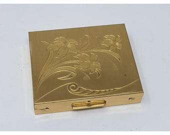 Vintage Gold Tone Makeup Compact Etched Floral Design Flowers