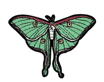 Broderad stryklapp med Luna Moth