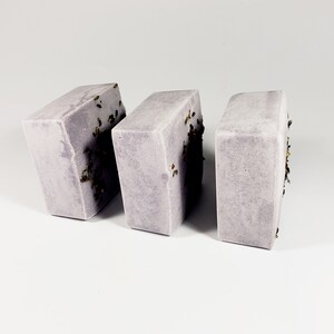 Lavender Coconut Oil Soap, handmade soap, unisex soap, moisturising soap, coconut oil soap imagem 4