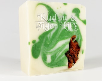 Kudzu and Tiger Lily Coconut Soap, handmade soap, unisex soap, moisturising soap, coconut oil soap