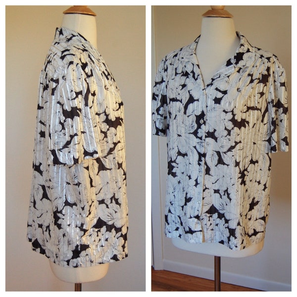 Vintage 1970's Black White Floral Button Up Short Sleeve Hawaiian Rockabilly Retro Blouse by Gaff Californiawear