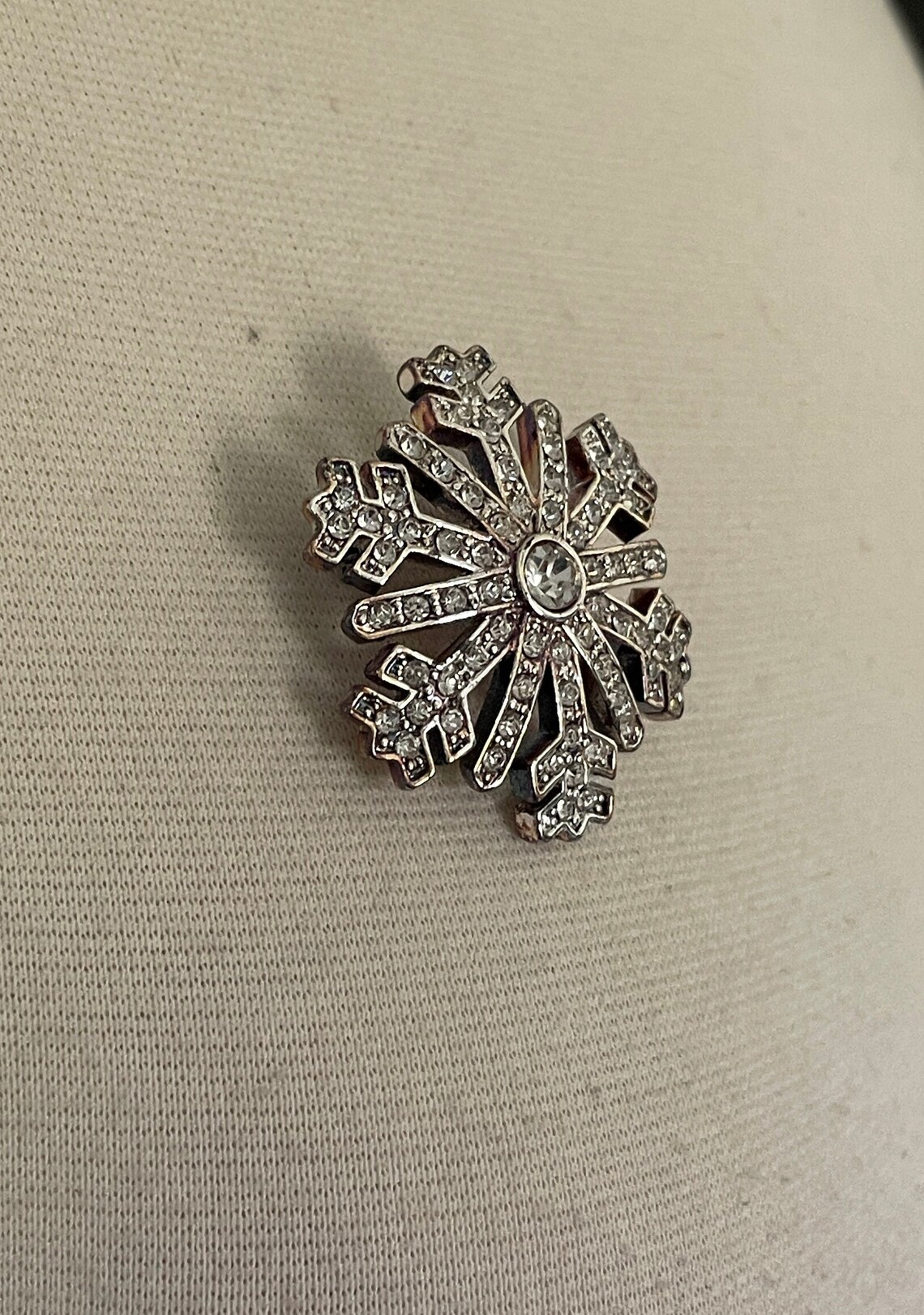 Broche Vintage Flocon De Neige – Métal Rhodié, Strass Et Marcassites, 35x35mm