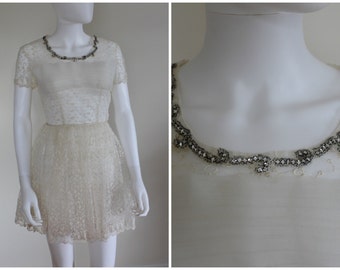 Vintage 1950's Ivory Lace Sheer Embroidered Retro Party Bride Mini Full Skirt Skater Dress With Diamond Rhinestone Collar Unmarked Size 0/2