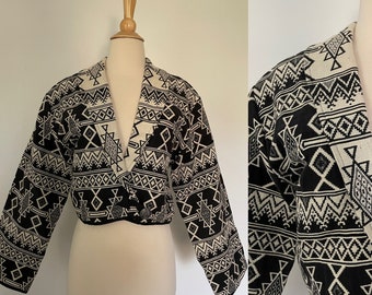 Vintage 1990s Black and White Southwest Western Print Large Collar Cropped Blazer 100% Cotton Medium