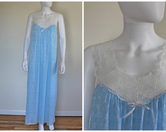 Vintage 1970's Givenchy Bohemian Light Baby Sky Blue White Lace Yoke Collar Textured Print Maxi Nightgown Dress Intimates Paris Size Small