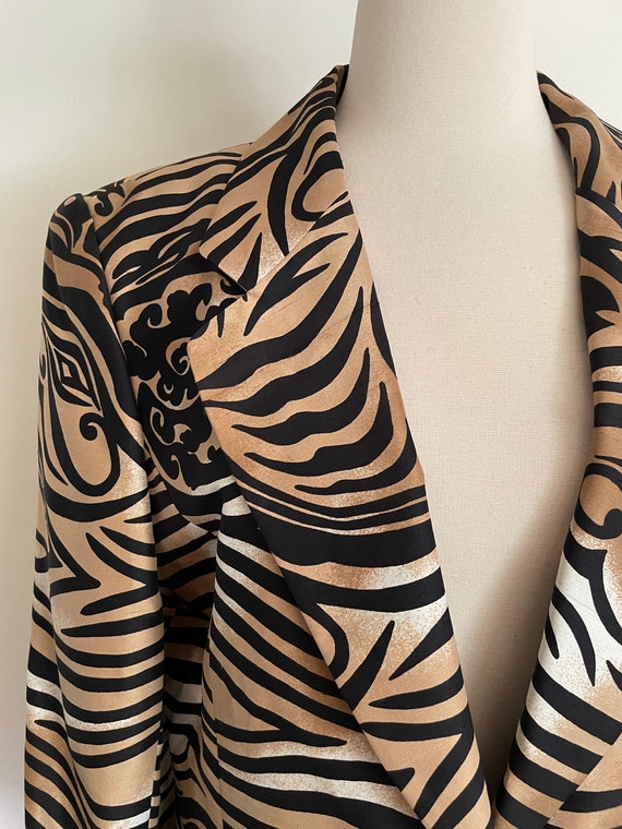 Vintage 1990s Tiger Tribal Print Blazer Jacket Lo… - image 5