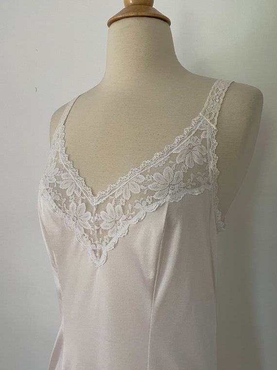 Vintage ILGWU Union Made Pearl White Ivory Lace S… - image 4