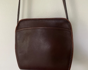 Archival Vintage Coach Usa Square Zip Top Crossbody Bag Black Glove Tanned Leather Pre 1994