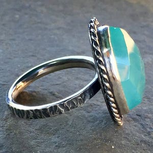 Aqua Chalcedony artisan jewelry ring with hammered band image 5