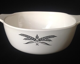 Vintage BLACK WHEAT CASSEROLE: 7.5 Inch Anchor Hocking White Bakeware Kitchenware Cookware